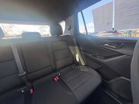 Used 2025 Chevrolet Equinox LT AWD/4WD image 38