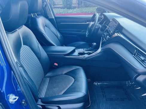 Used 2023 Toyota Camry SE w/ Convenience Package FWD image 22