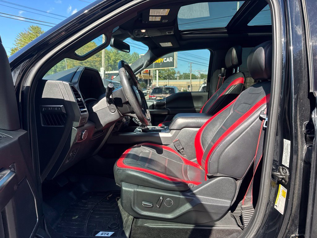 Used 2018 Ford F150 Lariat w/ Equipment Group 502A Luxury AWD/4WD image 14