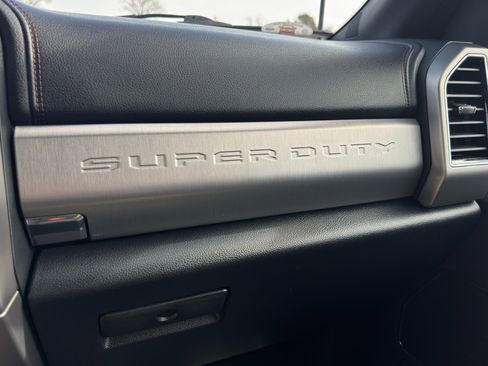 Used 2022 Ford F350 Platinum image 61