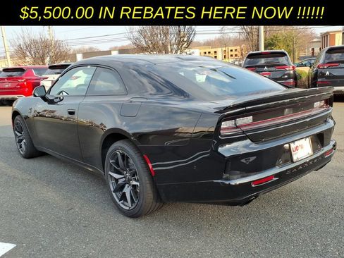 New 2026 Dodge Charger Scat Pack w/ Blacktop Package AWD/4WD image 4