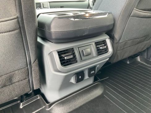 Certified 2022 Ford F150 XLT w/ Equipment Group 302A High image 19