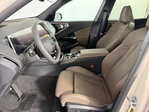 Used 2026 BMW X3 xDrive30i w/ Premium Package AWD/4WD image 5