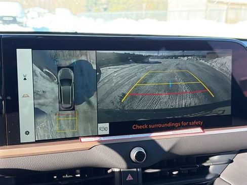 New 2026 Toyota Crown Signia Limited image 13