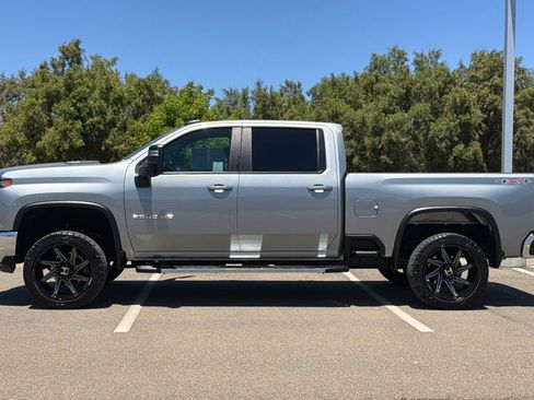 Used 2024 Chevrolet Silverado 2500 LT w/ Convenience Package AWD/4WD image 7