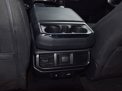 Certified 2022 Ford F150 XLT w/ Equipment Group 302A High image 18