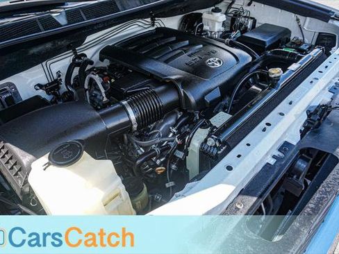 Used 2017 Toyota Tundra SR5 w/ SR5 Upgrade Package AWD/4WD image 35
