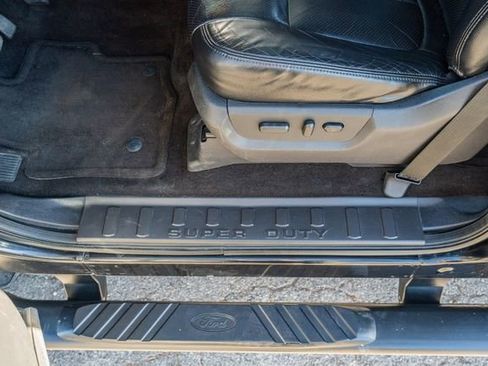 Used 2013 Ford F250 Lariat w/ Lariat Ultimate Pkg image 17