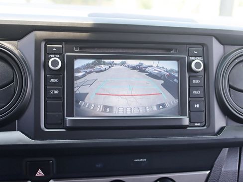 Used 2019 Toyota Tacoma SR w/ SX Package AWD/4WD image 21