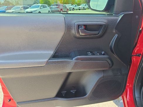 Used 2021 Toyota Tacoma SR w/ SR Convenience Package RWD image 16