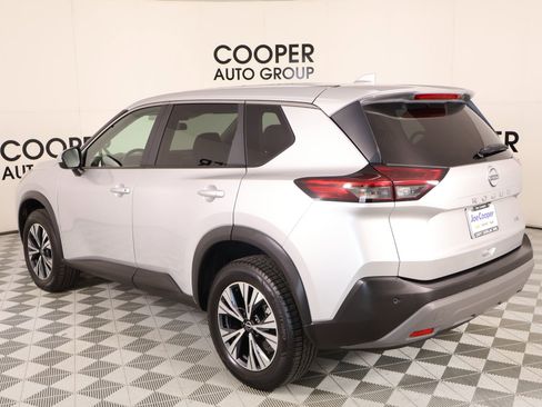 Used 2023 Nissan Rogue SV FWD image 21
