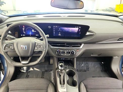 Used 2025 Buick Envista Preferred w/ Convenience I Package FWD image 27