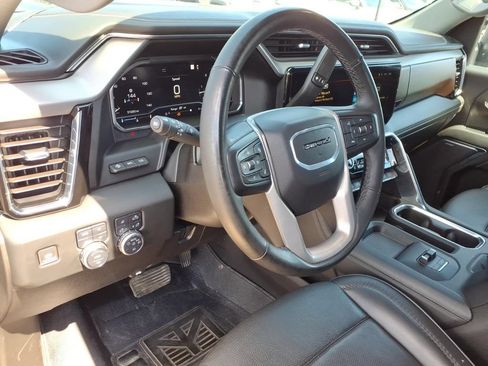 Used 2024 GMC Sierra 2500 Denali w/ Denali Reserve Package AWD/4WD image 23