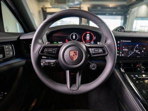 New 2025 Porsche Panamera 4 AWD/4WD image 33