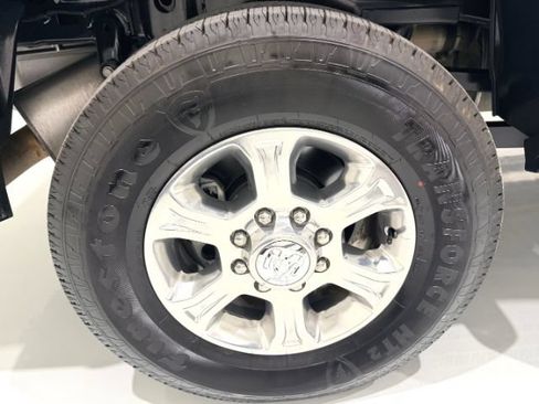 Used 2026 RAM 2500 Big Horn AWD/4WD image 8