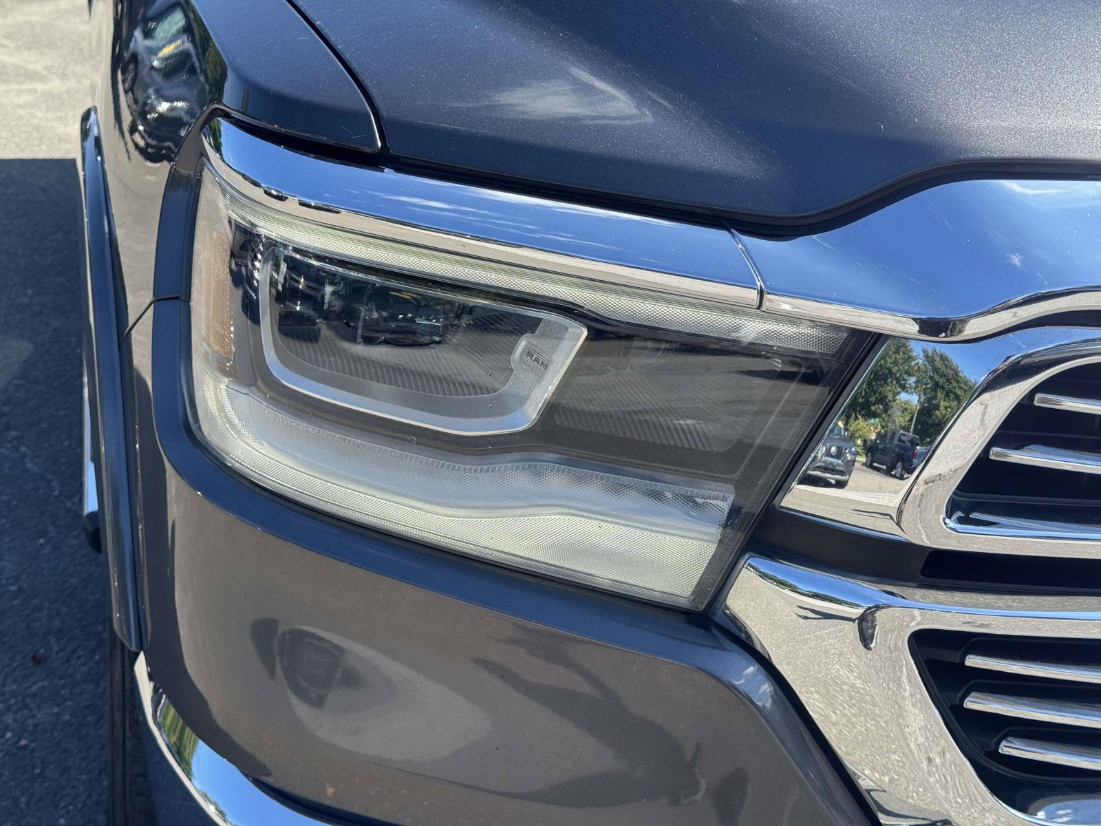Used 2020 RAM 1500 Laramie AWD/4WD image 7