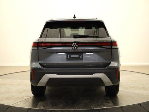 New 2026 Volkswagen Tiguan SE AWD/4WD image 4