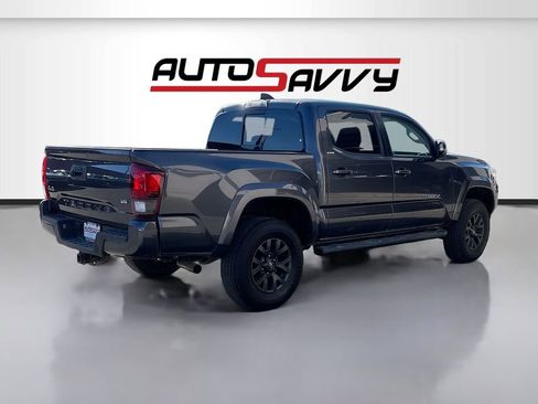 Used 2023 Toyota Tacoma SR5 w/ Technology Package image 7
