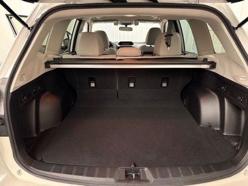 Used 2020 Subaru Forester Premium image 10
