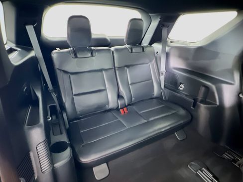 Used 2026 Ford Explorer ST-Line AWD/4WD image 32