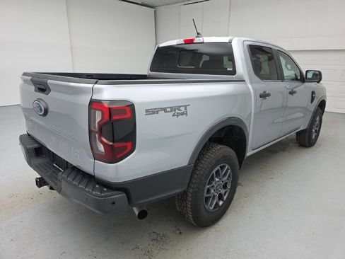Used 2024 Ford Ranger XLT w/ Technology Package image 11