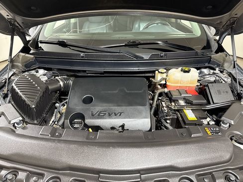 Used 2019 Buick Enclave Essence FWD image 28