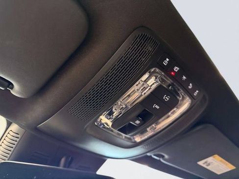 Certified 2024 Mercedes-Benz GLB 250 4MATIC image 31