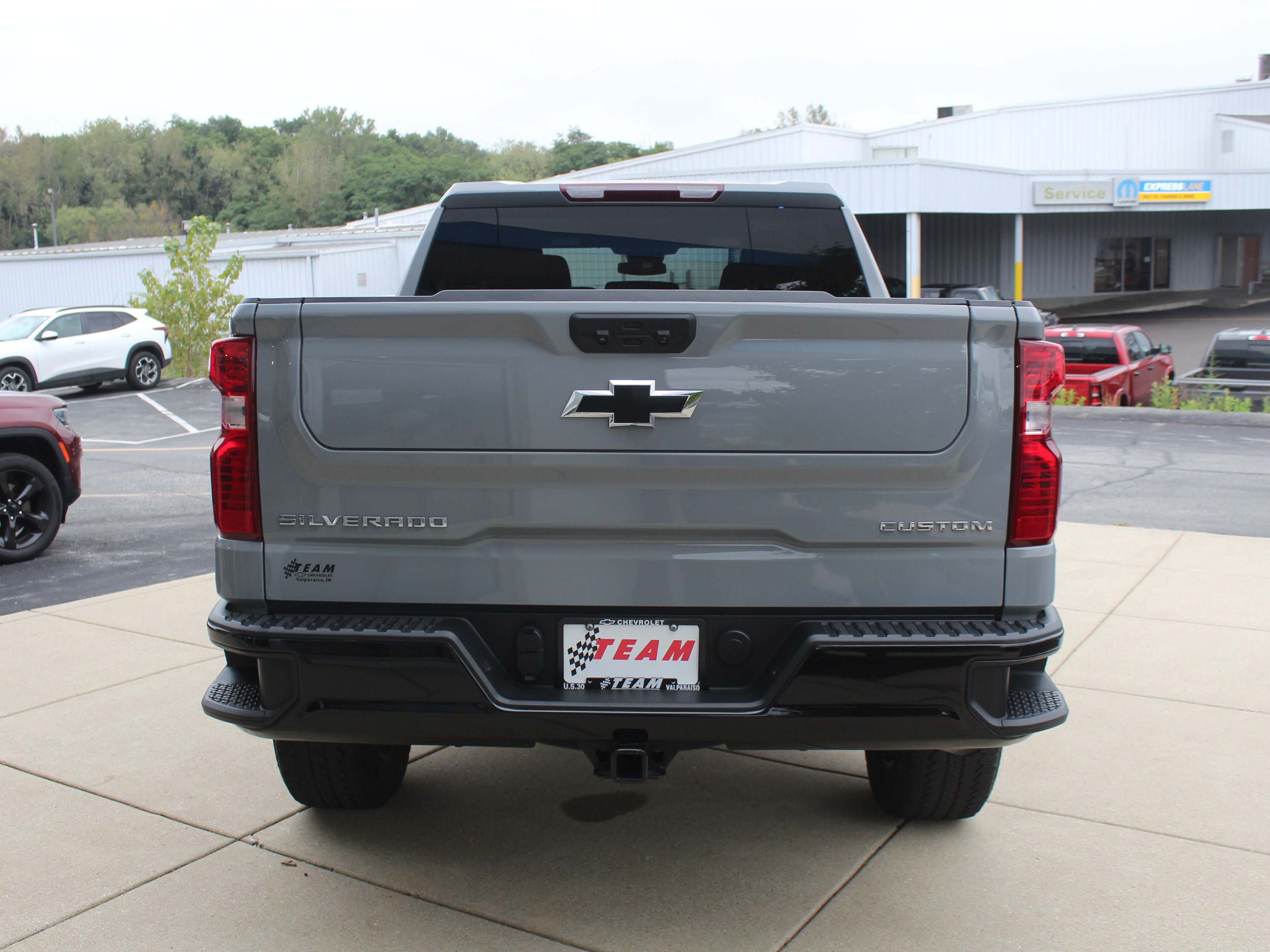 Certified 2024 Chevrolet Silverado 1500 Custom Trail Boss w/ LPO, Dark Essentials Package AWD/4WD image 7