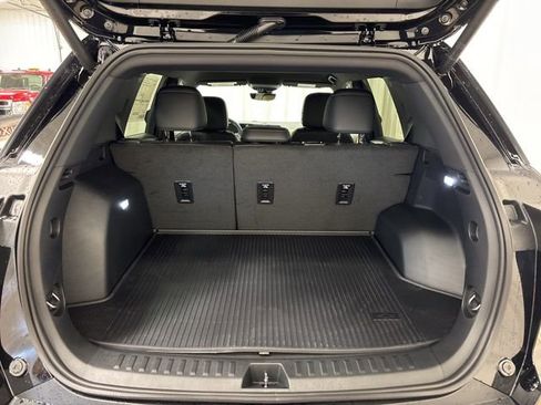New 2026 Chevrolet Equinox ACTIV w/ Convenience Package III AWD/4WD image 14