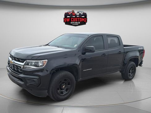 Used 2022 Chevrolet Colorado W/T AWD/4WD image 3