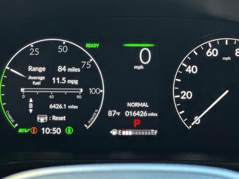 Used 2025 Honda CR-V Sport image 22