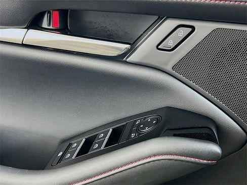 Used 2025 MAZDA MAZDA3 s image 16