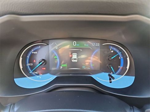 Used 2025 Toyota RAV4 XLE Premium image 12