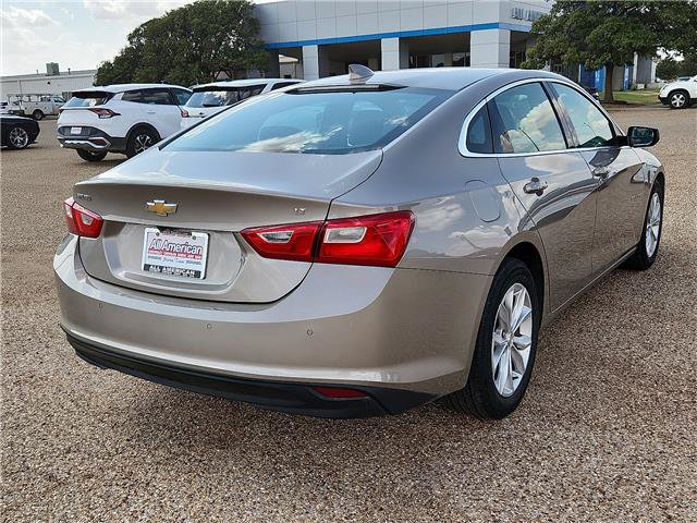 Used 2025 Chevrolet Malibu LT FWD image 3