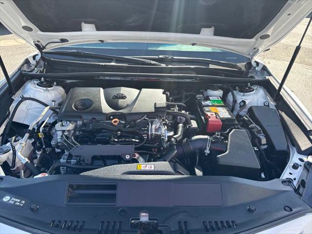 Certified 2019 Toyota Camry SE FWD image 21