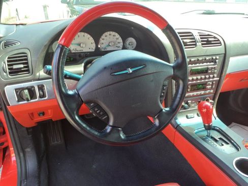 Used 2004 Ford Thunderbird Deluxe image 6