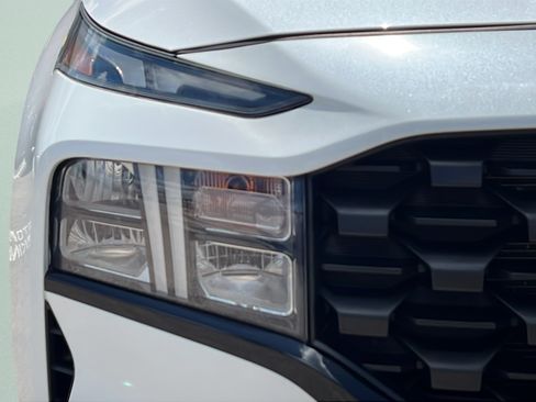 Certified 2022 Hyundai Santa Fe XRT FWD image 9