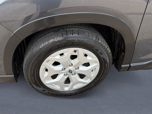 Used 2021 Subaru Forester image 9