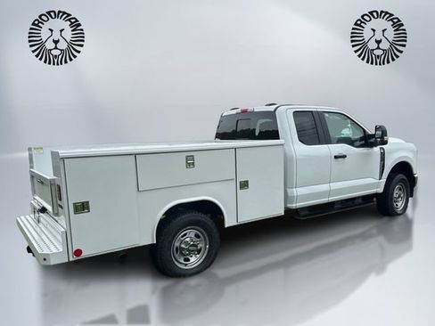 New 2026 Ford F350 XL w/ XL Chrome Package AWD/4WD image 5