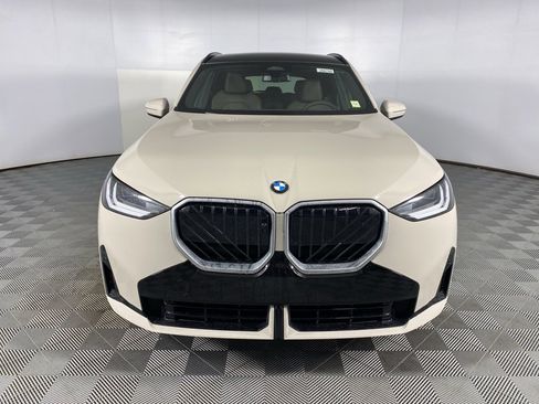 New 2026 BMW X3 xDrive30 w/ Premium Package image 3
