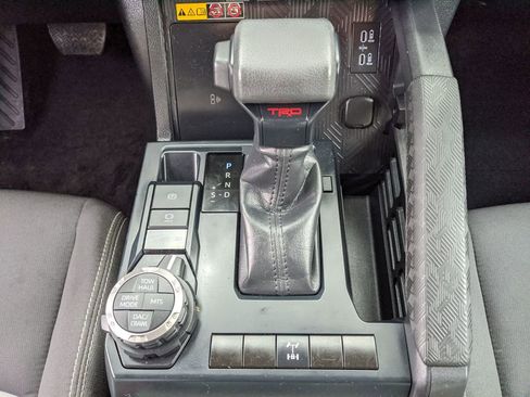 Used 2025 Toyota Tacoma TRD Off-Road w/ TRD Off Road Upgrade Package AWD/4WD image 13