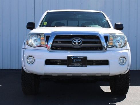Used 2010 Toyota Tacoma 4x4 Double Cab image 11