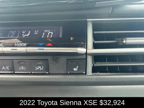 Used 2022 Toyota Sienna XSE w/ XSE Plus Package AWD/4WD image 32
