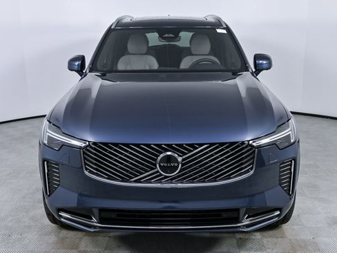 New 2026 Volvo XC90 B6 Plus w/ Protection Package Premier image 35