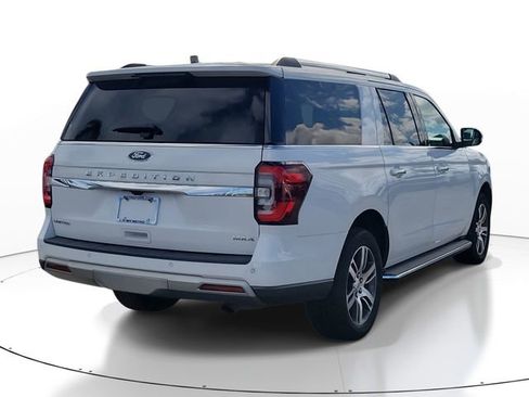 Used 2023 Ford Expedition Max Limited image 4