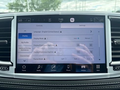 New 2027 Chrysler Pacifica Select AWD/4WD image 41