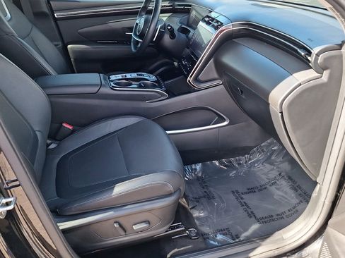 Certified 2023 Hyundai Tucson Limited FWD image 25