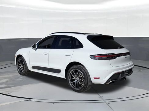 Used 2026 Porsche Macan AWD/4WD image 3