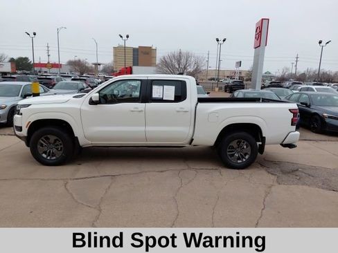 Used 2026 Nissan Frontier SV w/ All-Weather Content Package image 8