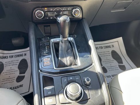 Used 2018 MAZDA CX-5 Touring w/ Preferred Equipment Package image 16